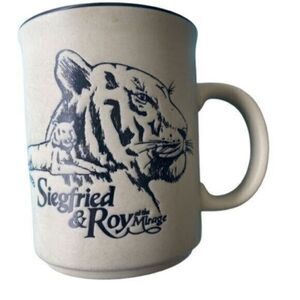 EUC - Siegfried & Roy The Mirage Las Vegas Coffee Mug - White Tiger
